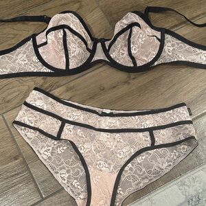 Gilligan & O'Malley Lace Bra Set - Pink and Black medium 36/c